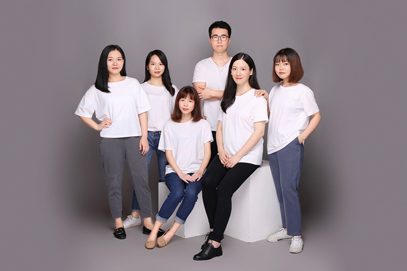 YNF Rubber sales team